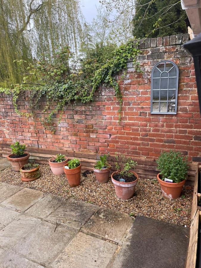 The Gatehouse Villa Long Melford Exterior photo