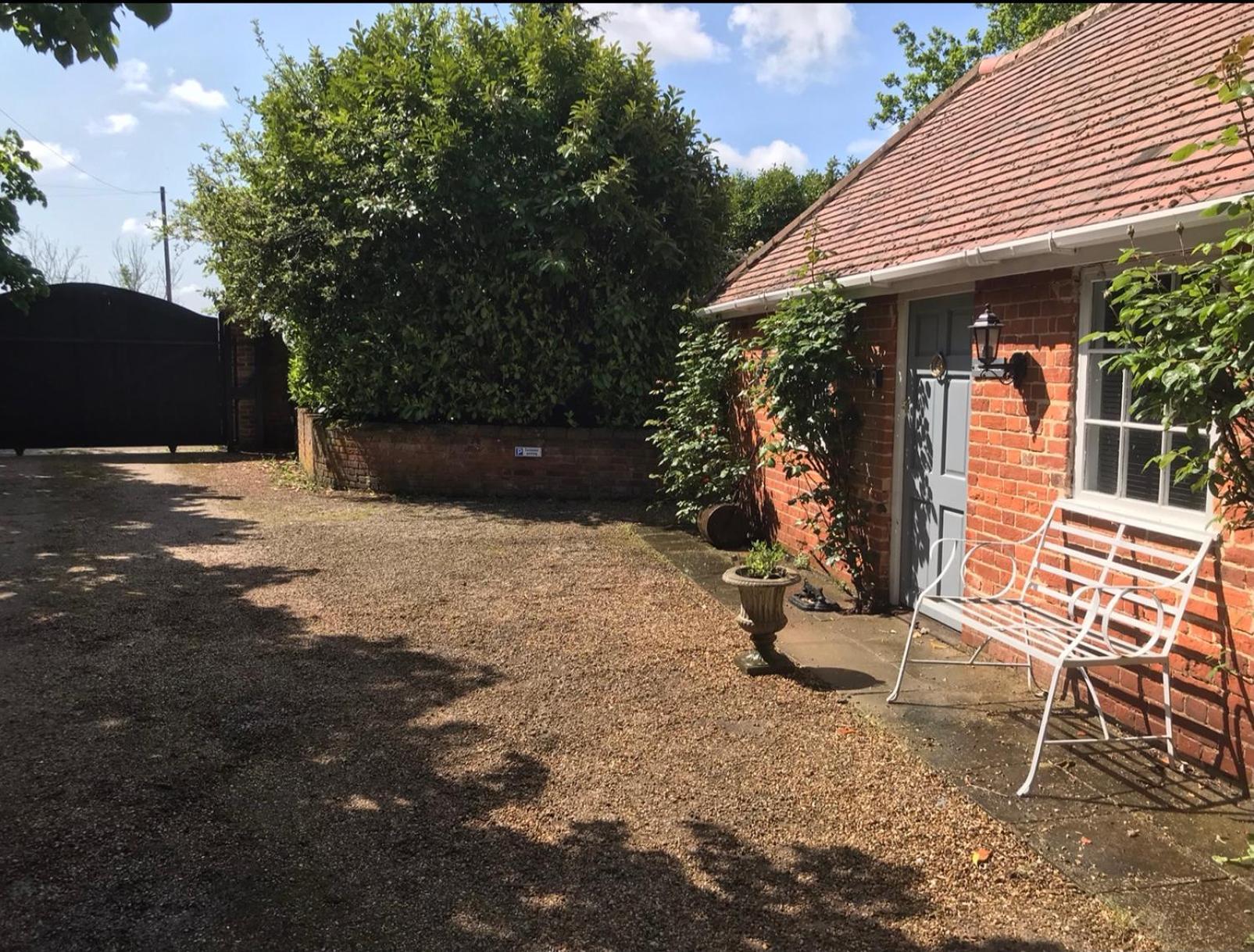 The Gatehouse Villa Long Melford Exterior photo